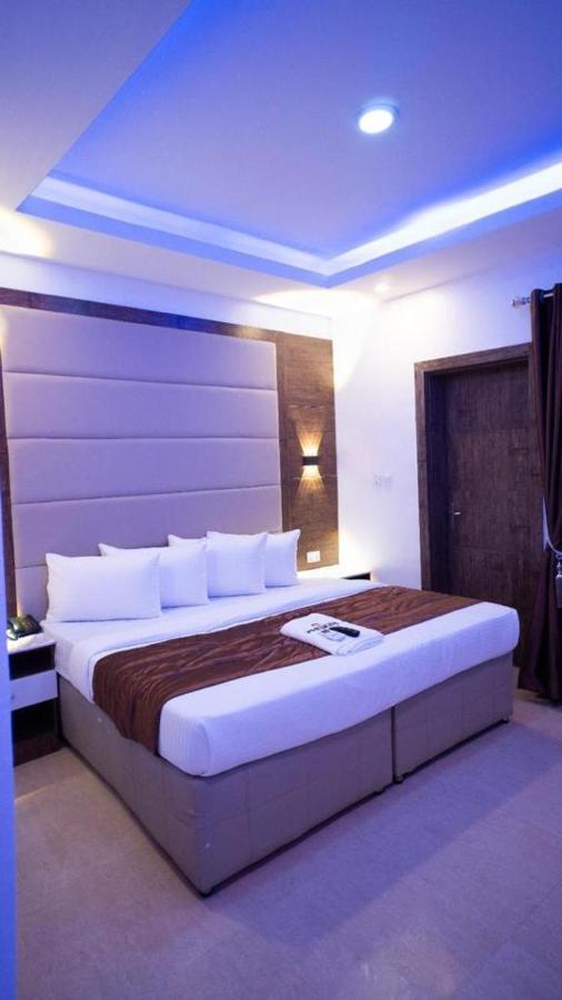 Hotel Presken Waters à Lagos Extérieur photo
