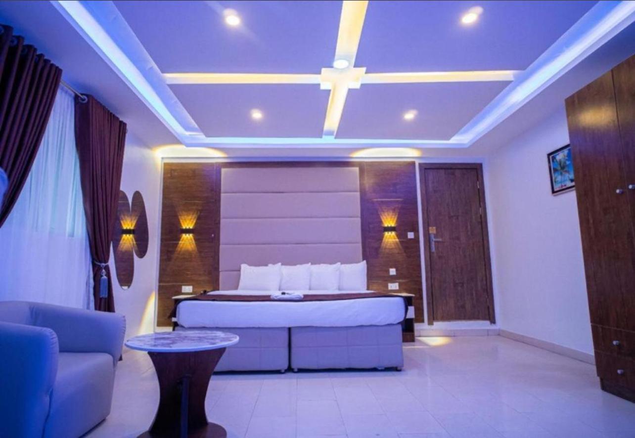 Hotel Presken Waters à Lagos Extérieur photo