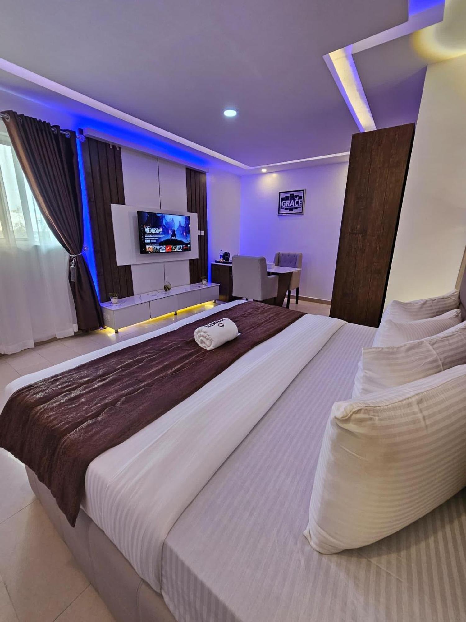 Hotel Presken Waters à Lagos Extérieur photo